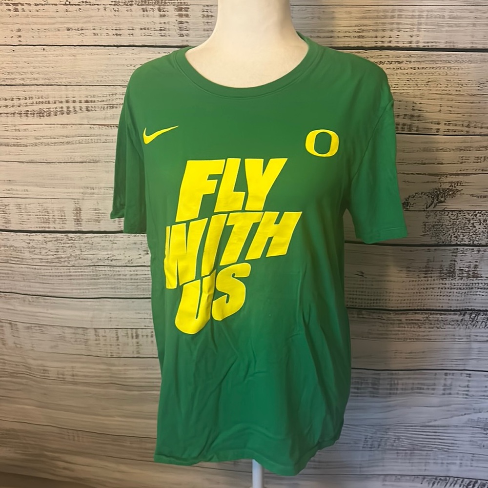Women Nike Oregon University shirt size large